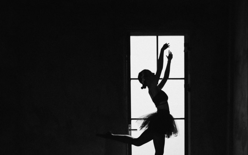 Photo by Khoa Võ: https://www.pexels.com/photo/unrecognizable-ballerina-silhouette-jumping-with-raised-arms-6533952/